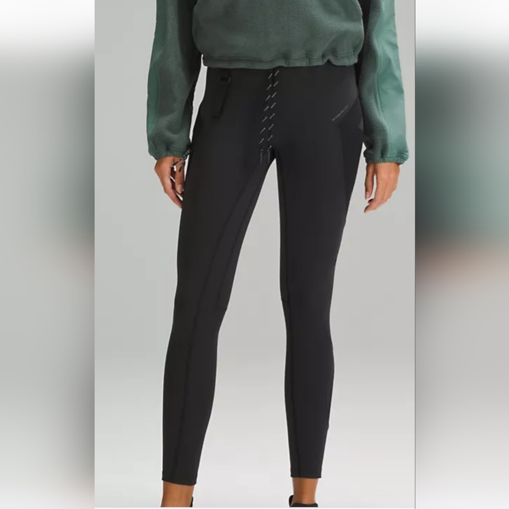 NWT LULULEMON HIKING TIGHTS SZ 18